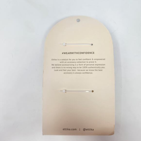 Ettika Hair Accessories Claw Clips Set of 2 New in Package - Picture 4 of 5